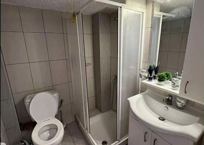 Coastal Oasis Polychrono